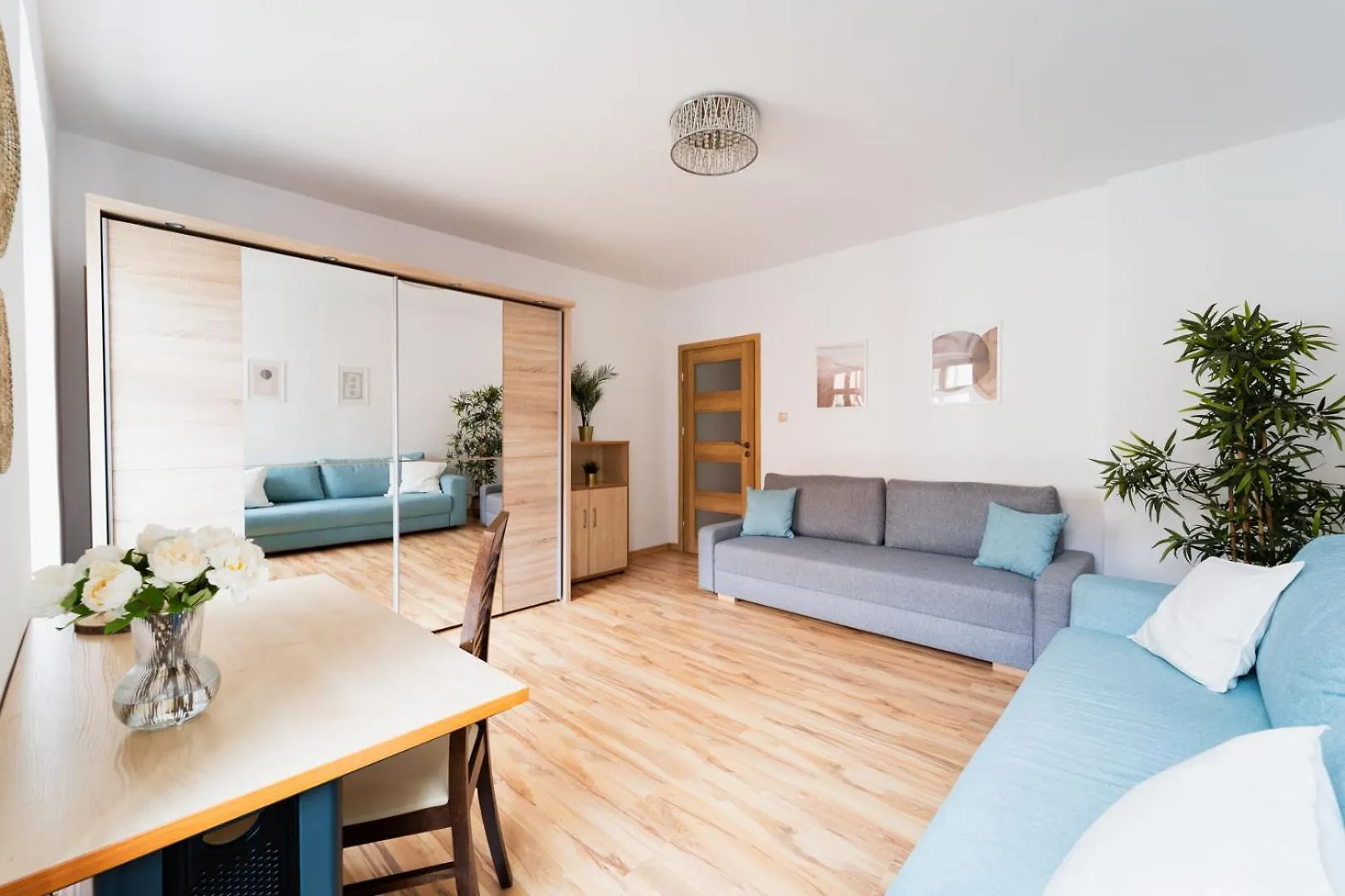شقة Big Apart - Nice Design - 3 Rooms - Wroclaw City Centre