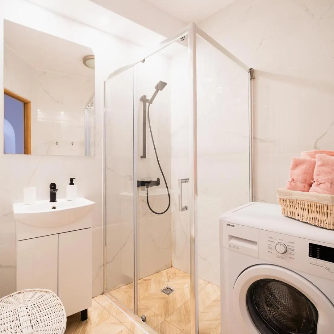 Big Apart - Nice Design - 3 Rooms - Wroclaw City Centre